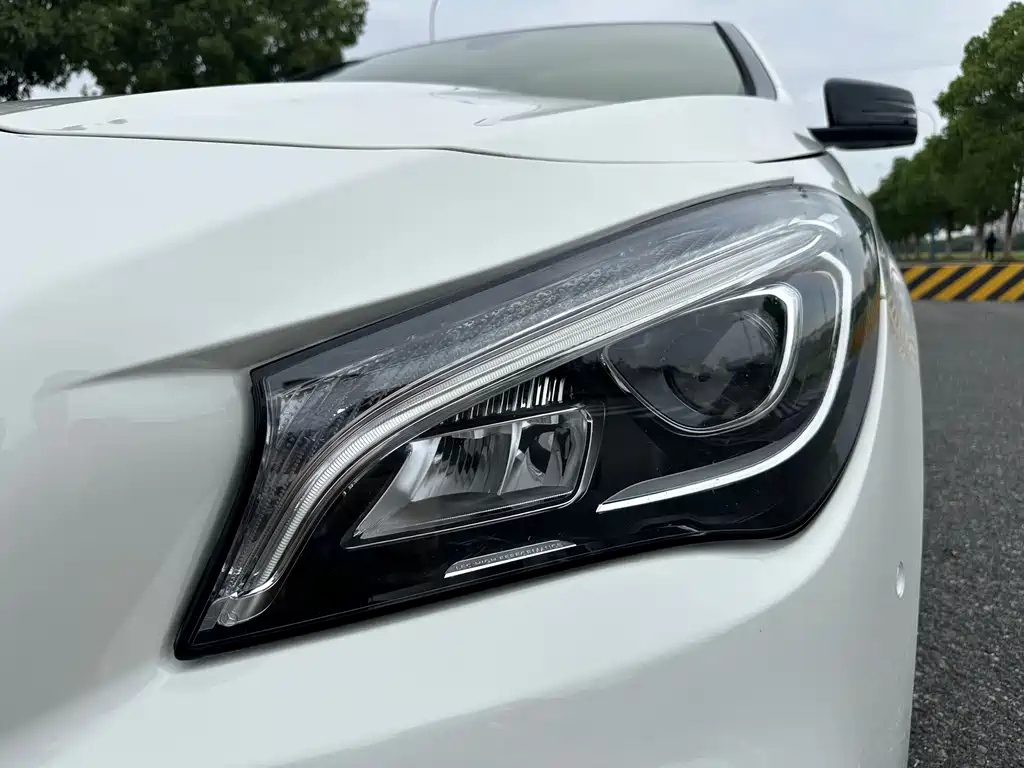 Mercedes-Benz CLA 2017 CLA 220 4MATIC