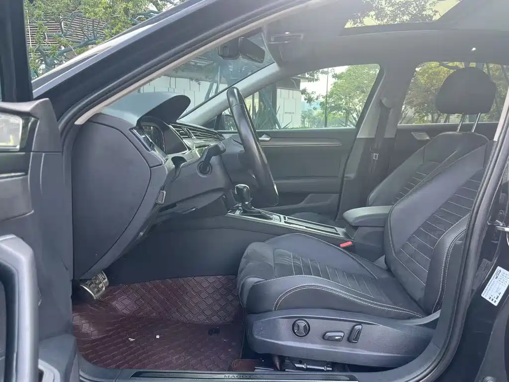 Volkswagen Magotan 2021 330TSI DSG 30