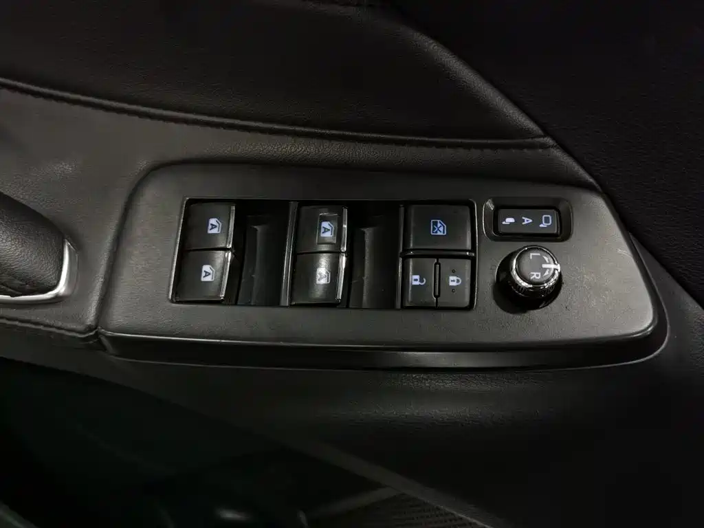 Toyota Avalon 2019 2.0L Luxury VI