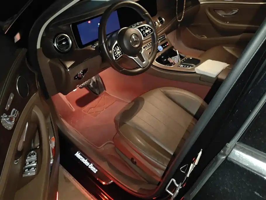 Mercedes-Benz E-Class E 2020 E 300 L Fashion