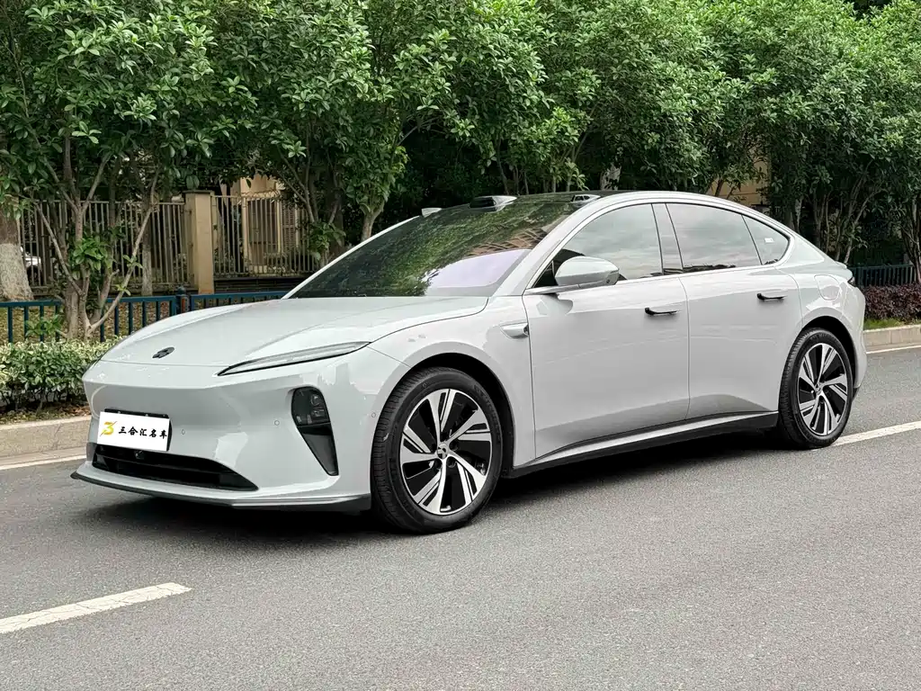 Nio ET5 2025