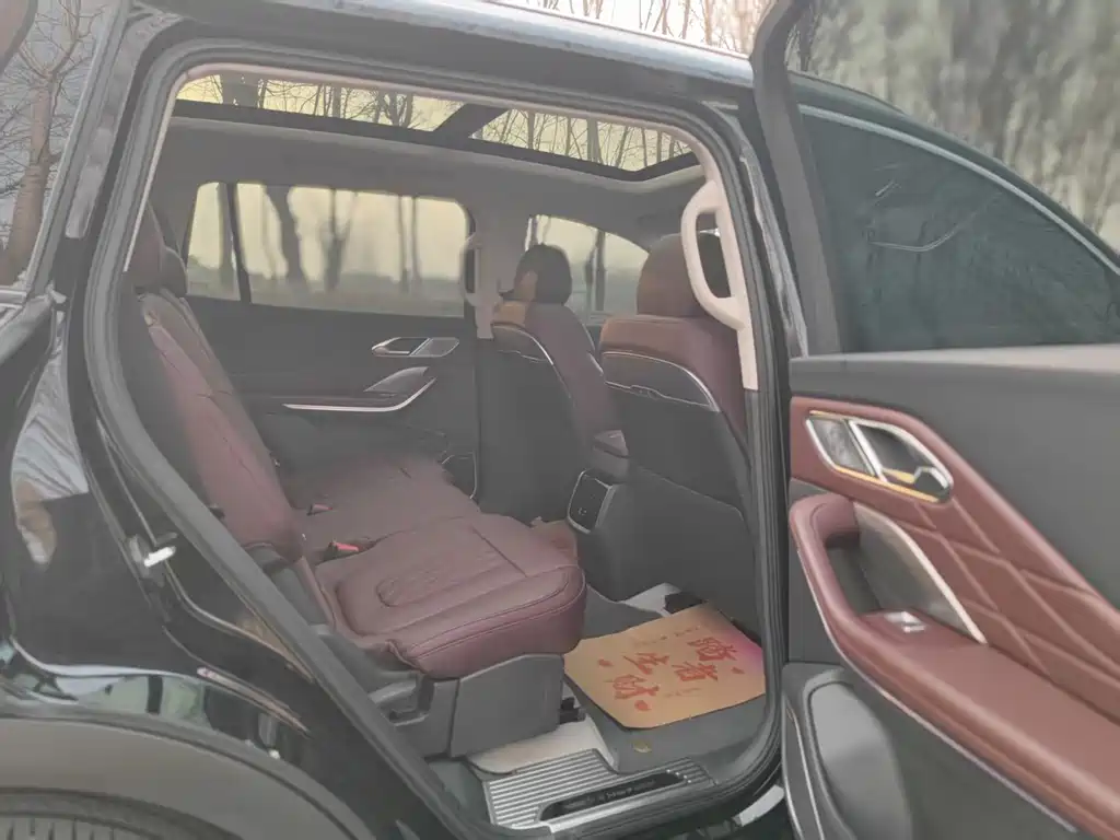 Hongqi HONGQI HS7 PHEV