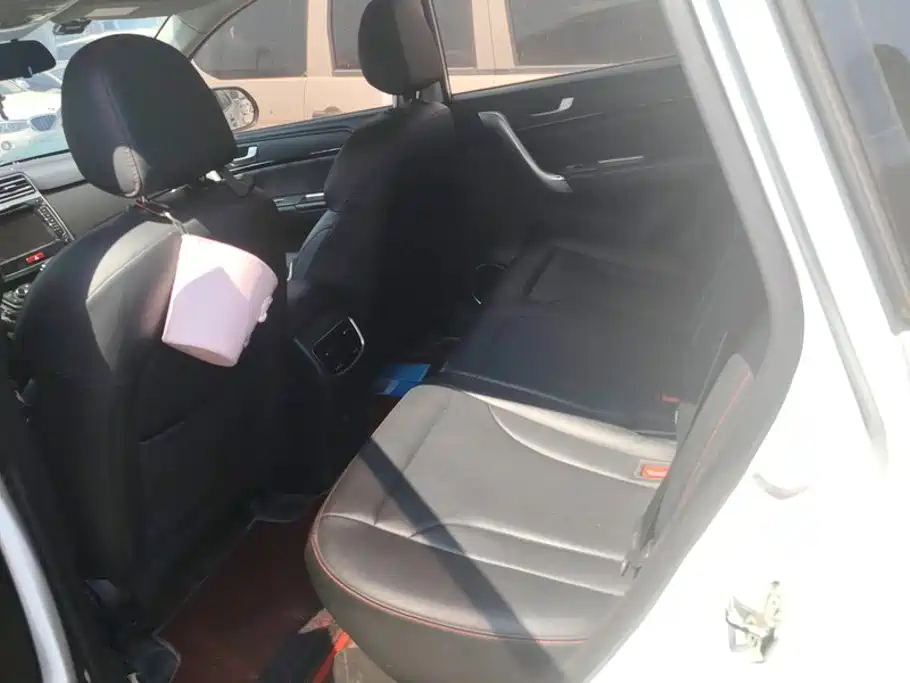 Haval M6 — миниатюра 11