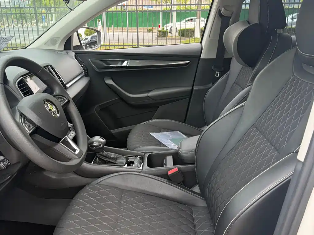 Skoda Karoq 2020 TSI280 Luxury VI