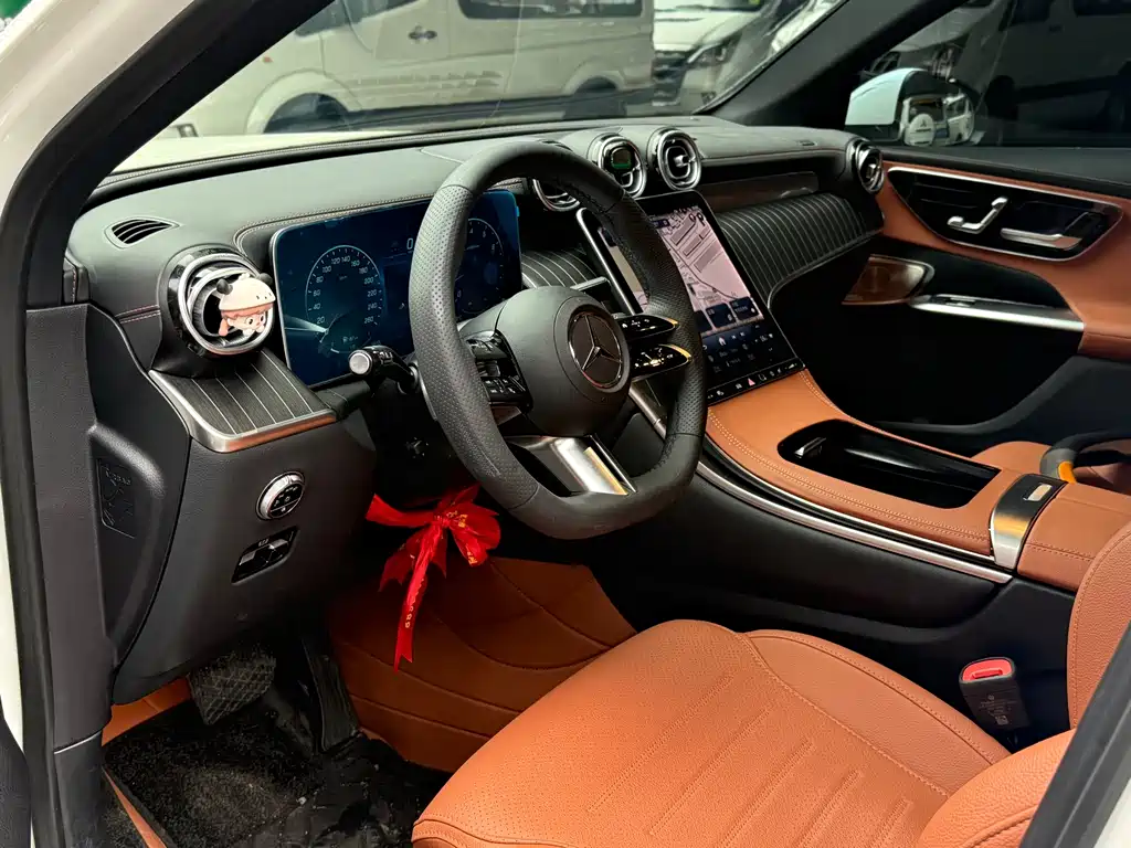 Mercedes-Benz GLC 2023 GLC 300 L 4MATIC 7 мест