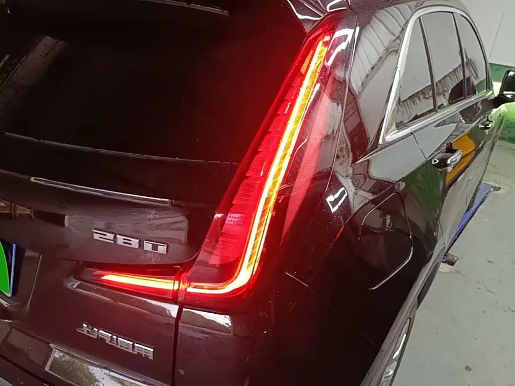 Cadillac XT4 — миниатюра 8