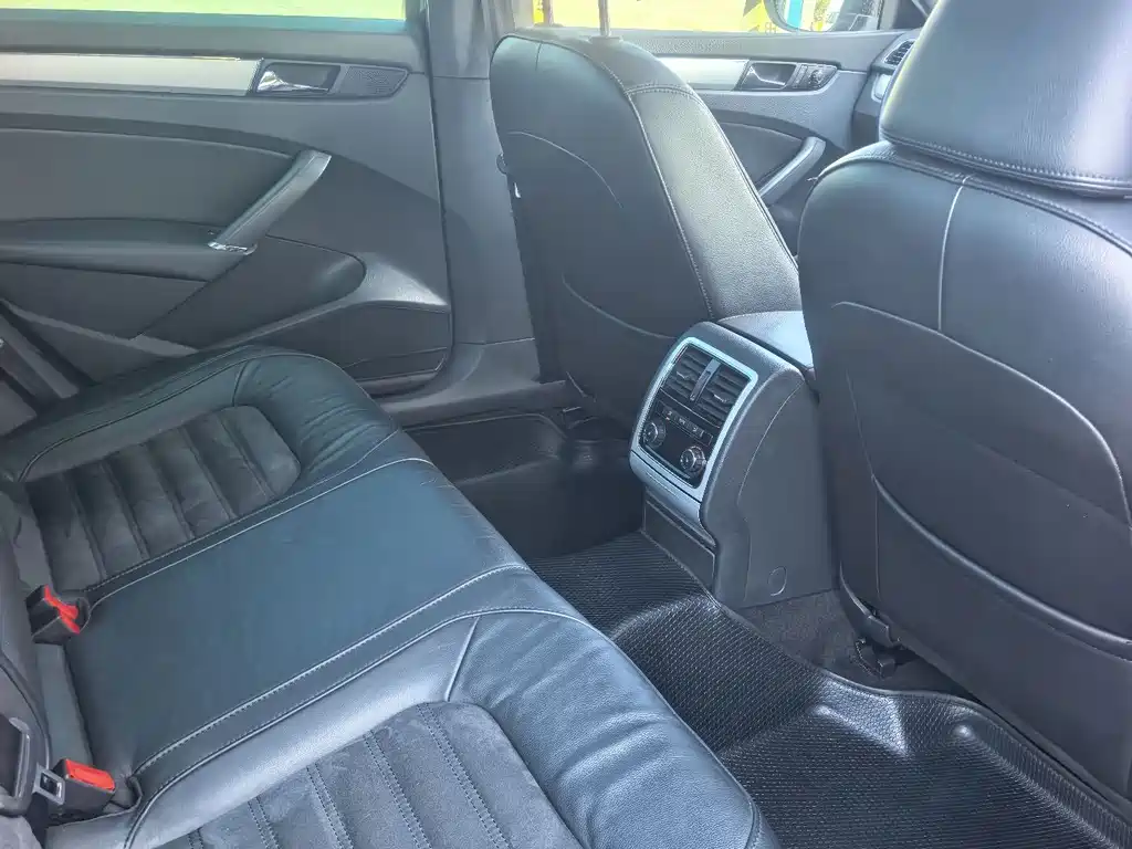 Volkswagen Passat — миниатюра 10
