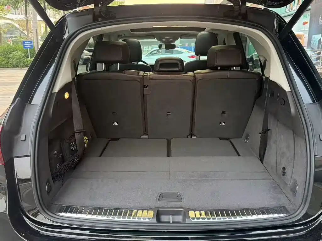Mercedes-Benz GLE (Import) — миниатюра 8