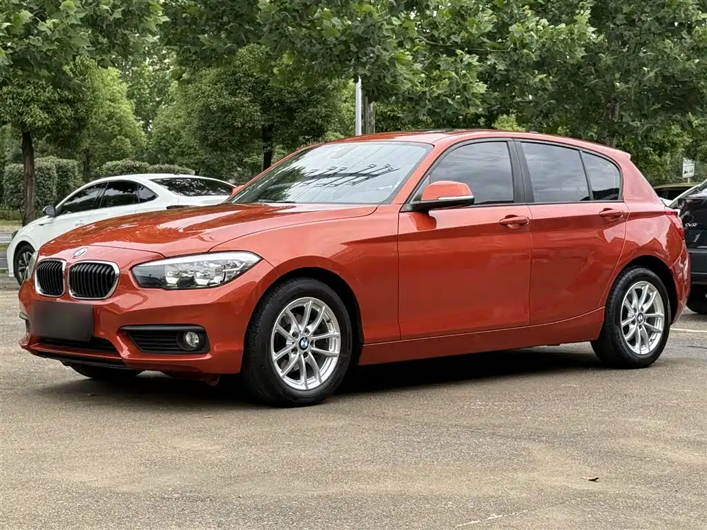 BMW 1 Series (Import) 2016