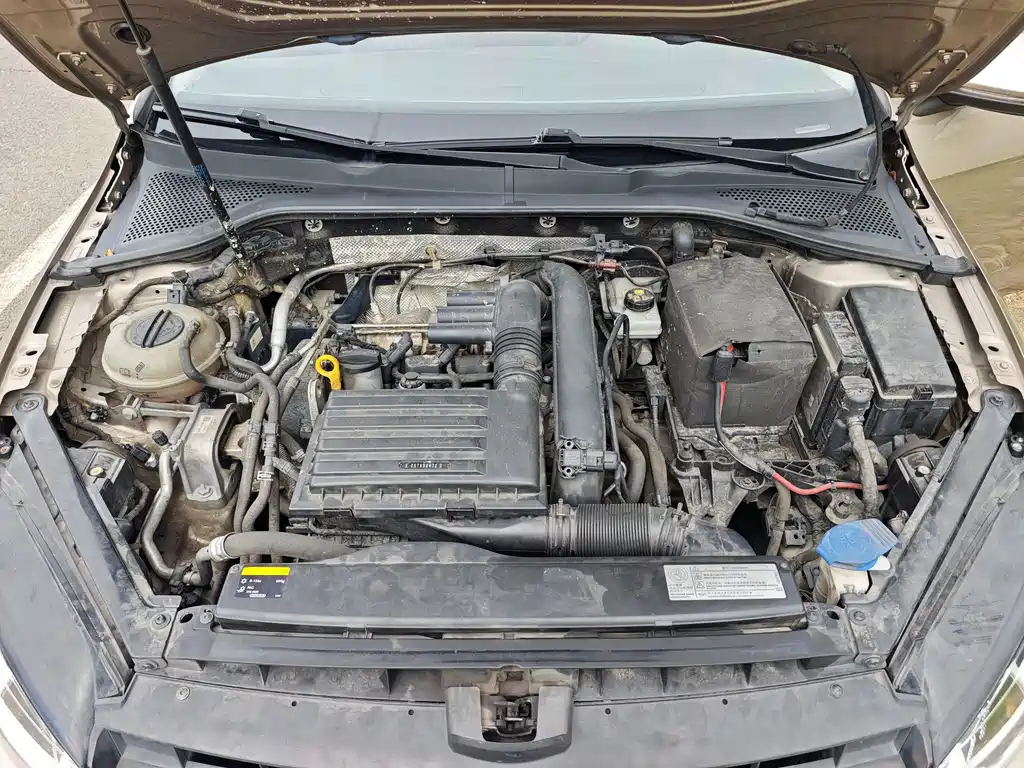Volkswagen Golf — миниатюра 22
