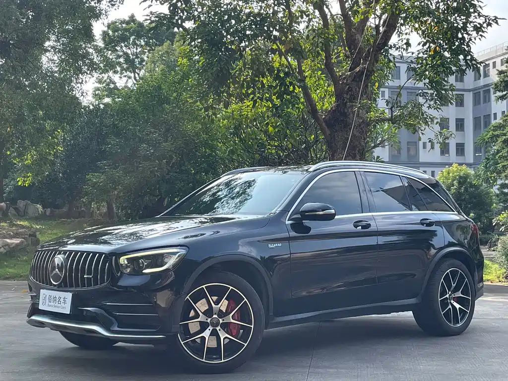 Mercedes-Benz GLC AMG