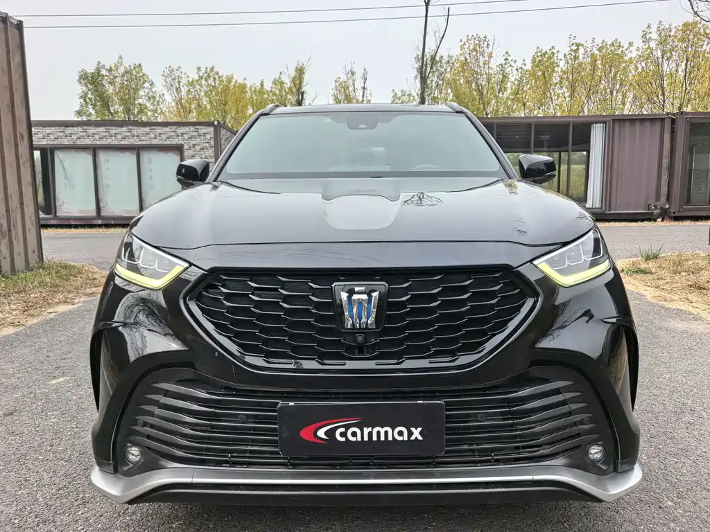Toyota Crown Kluger — миниатюра 2