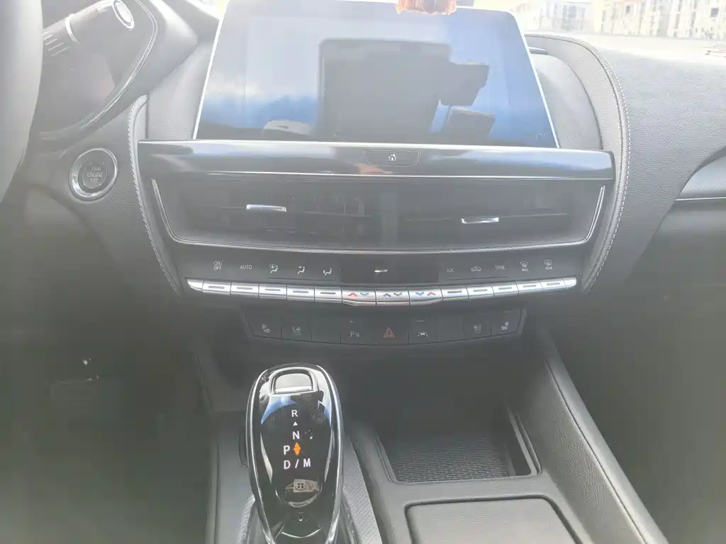 Cadillac CT5 — миниатюра 9