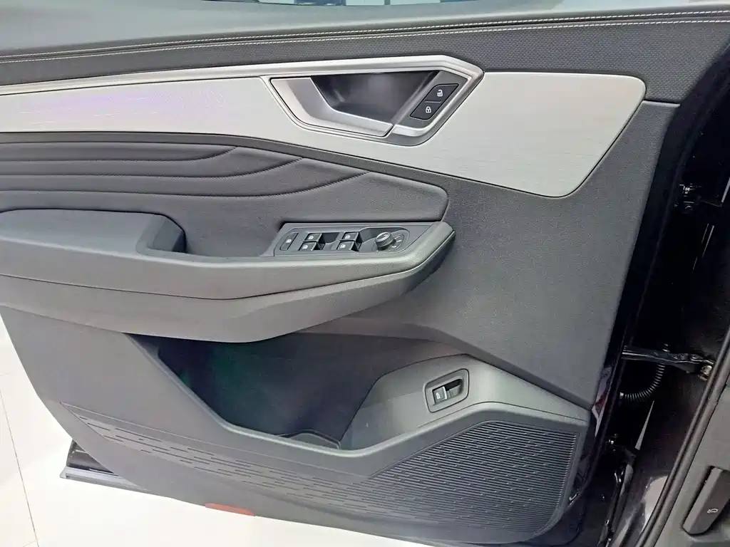 Volkswagen Talagon — миниатюра 15