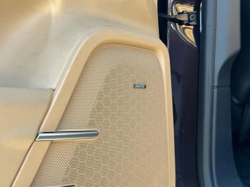 Porsche Cayenne — миниатюра 15