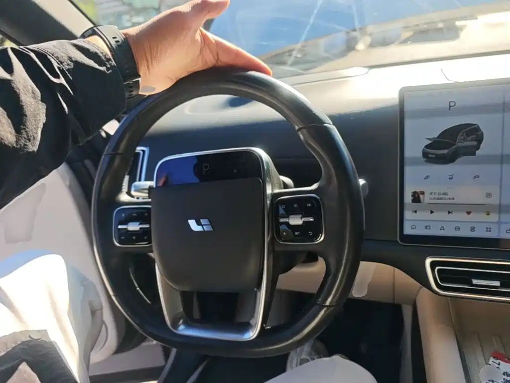 Li Auto Li L9 — миниатюра 11