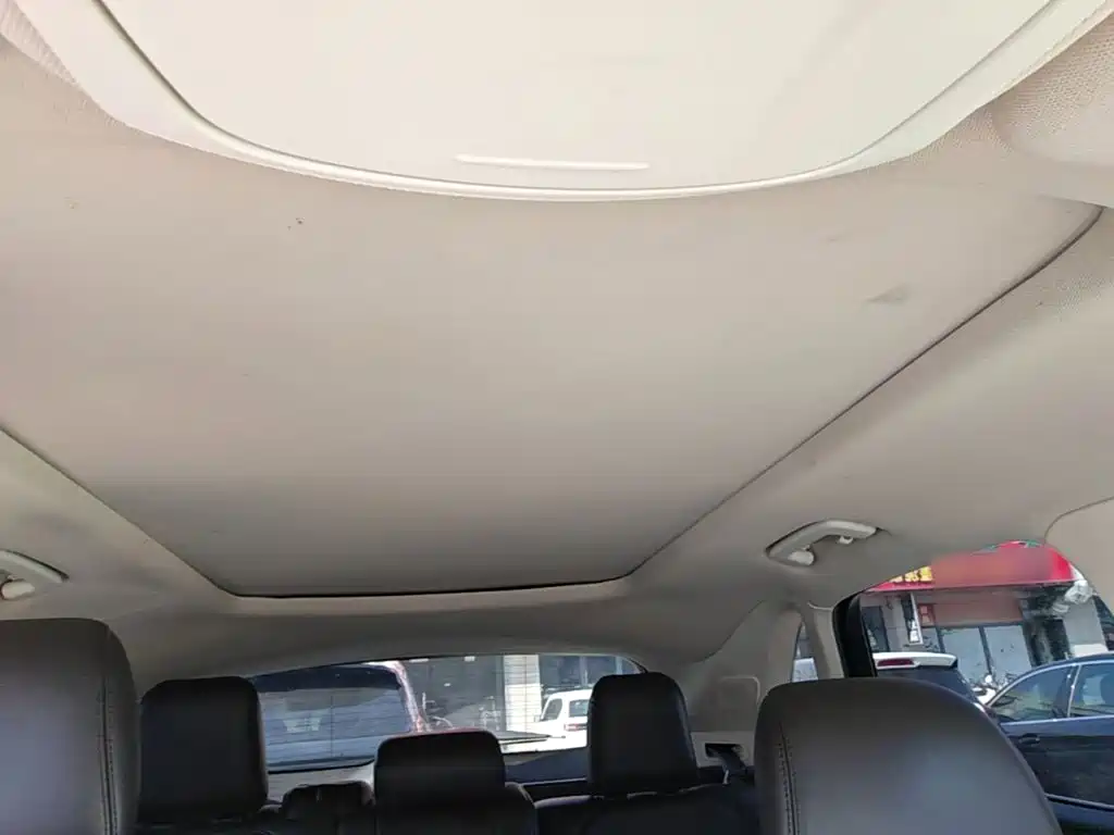 Lincoln MKC — миниатюра 18
