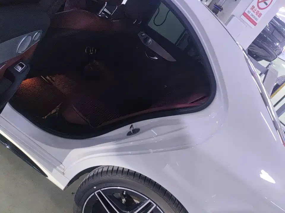 Mercedes-Benz C-Class — миниатюра 8