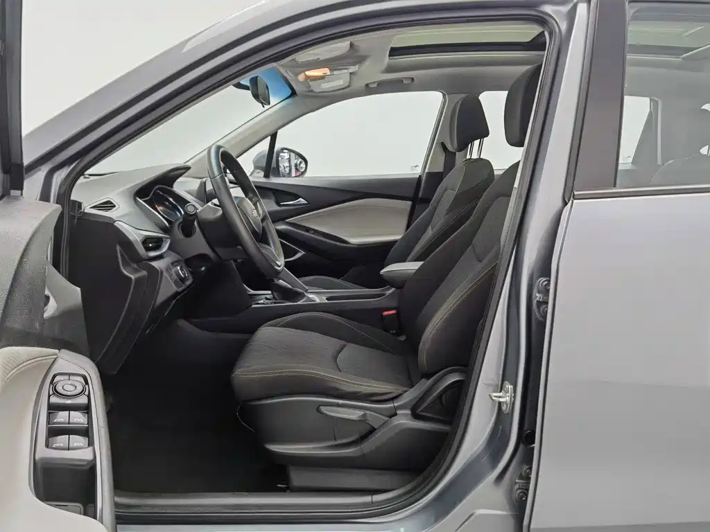 Chevrolet Volando — миниатюра 10