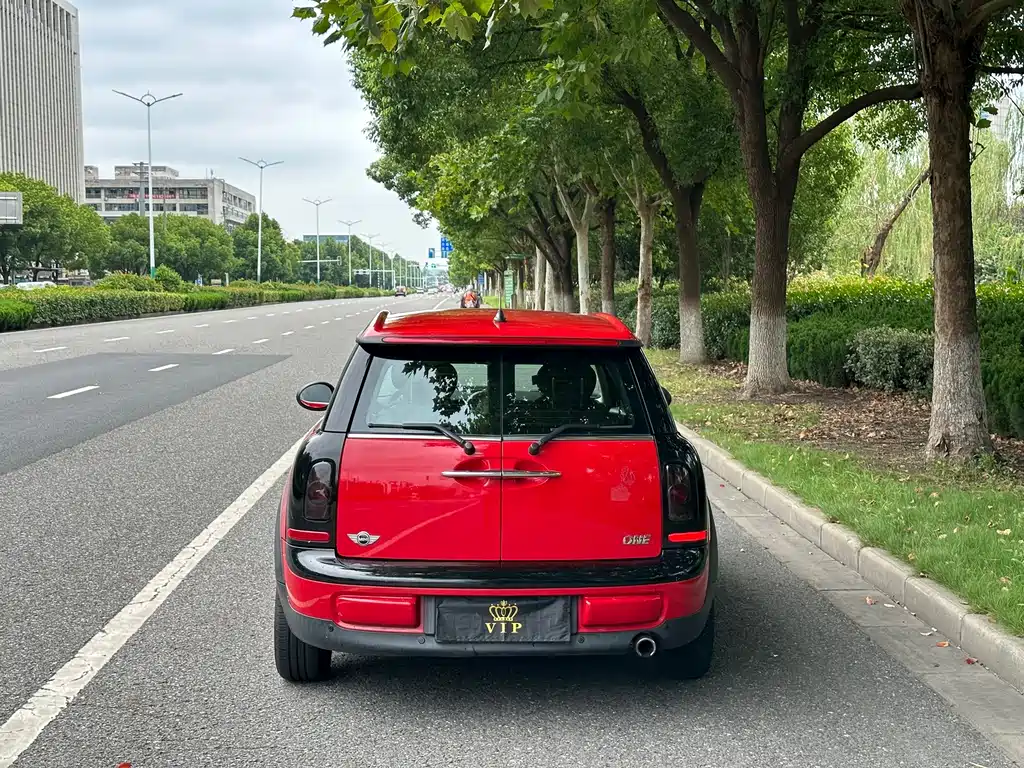 MINI Mini Clubman — миниатюра 16