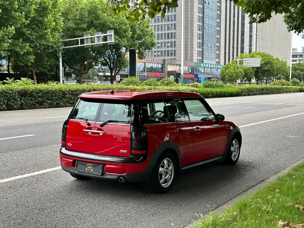 MINI Mini Clubman — миниатюра 18