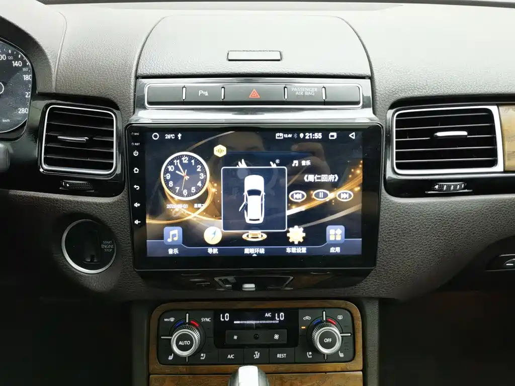 Volkswagen Touareg — миниатюра 12