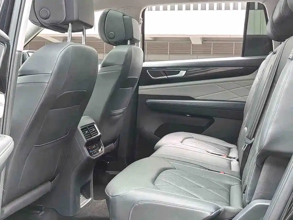 Volkswagen Teramont — миниатюра 7