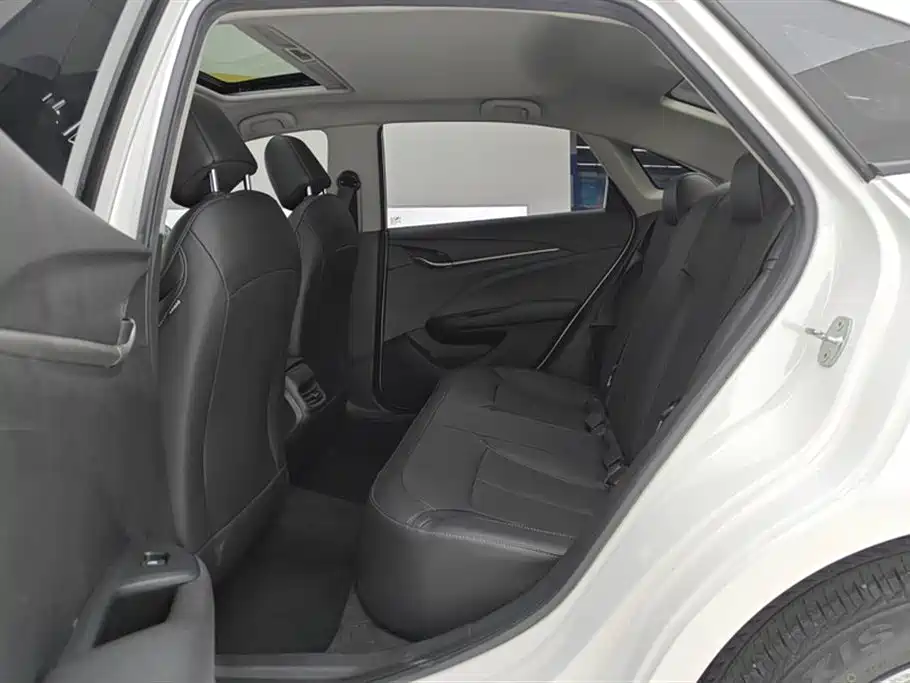 Buick Excelle — фотографии объявления, Фото 11