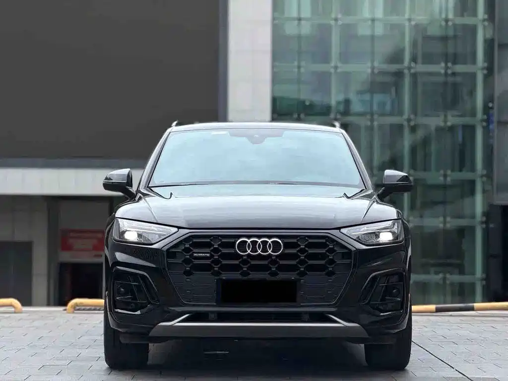 Audi Q5L — миниатюра 2
