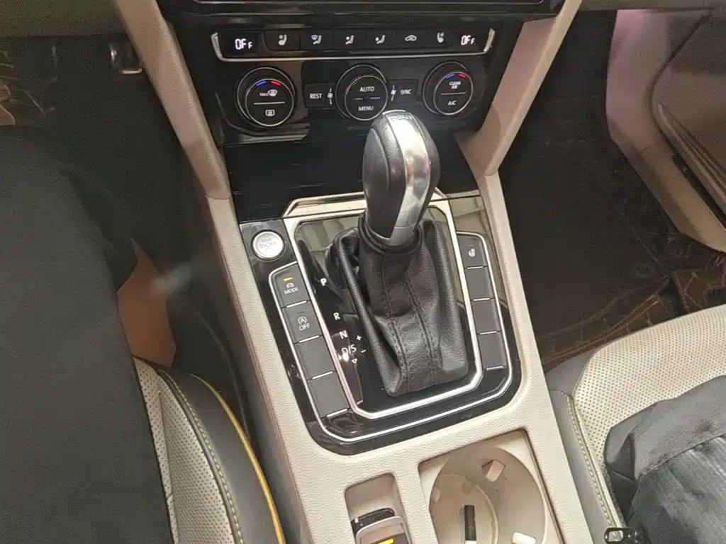 Volkswagen CC — миниатюра 14