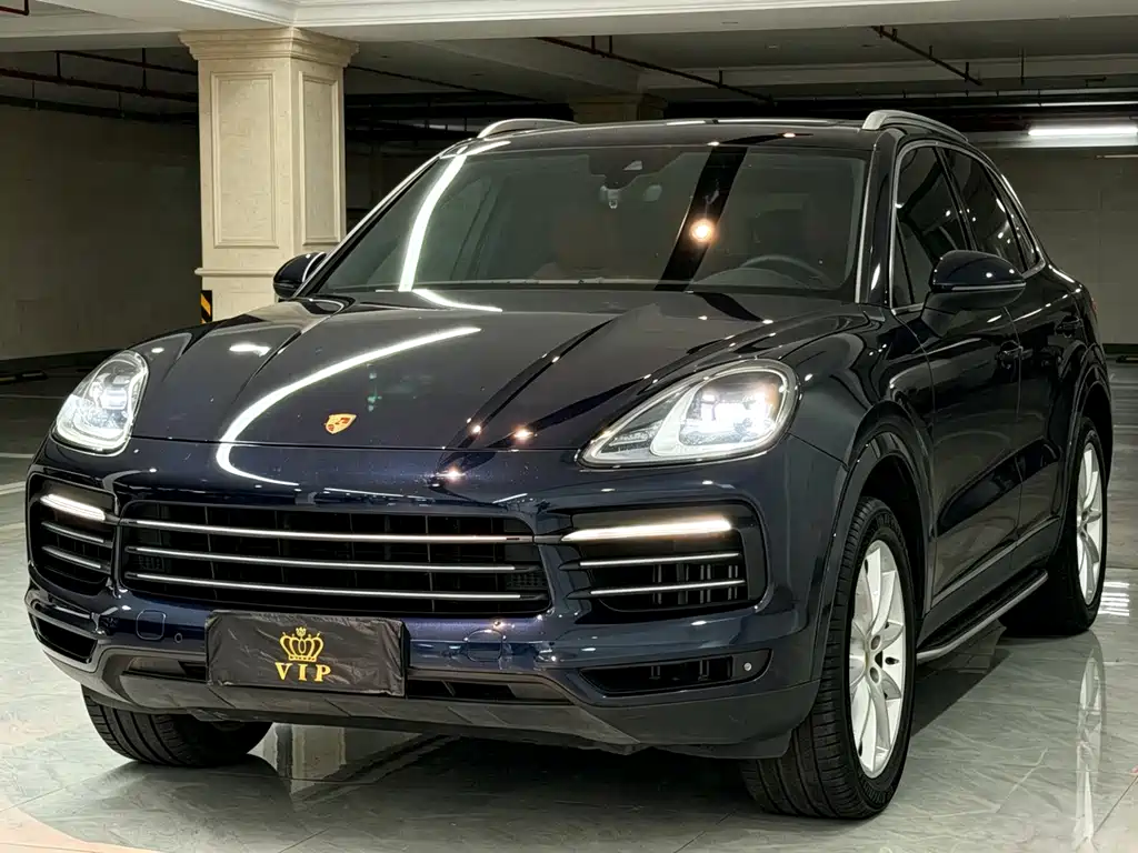 Porsche Cayenne 2022