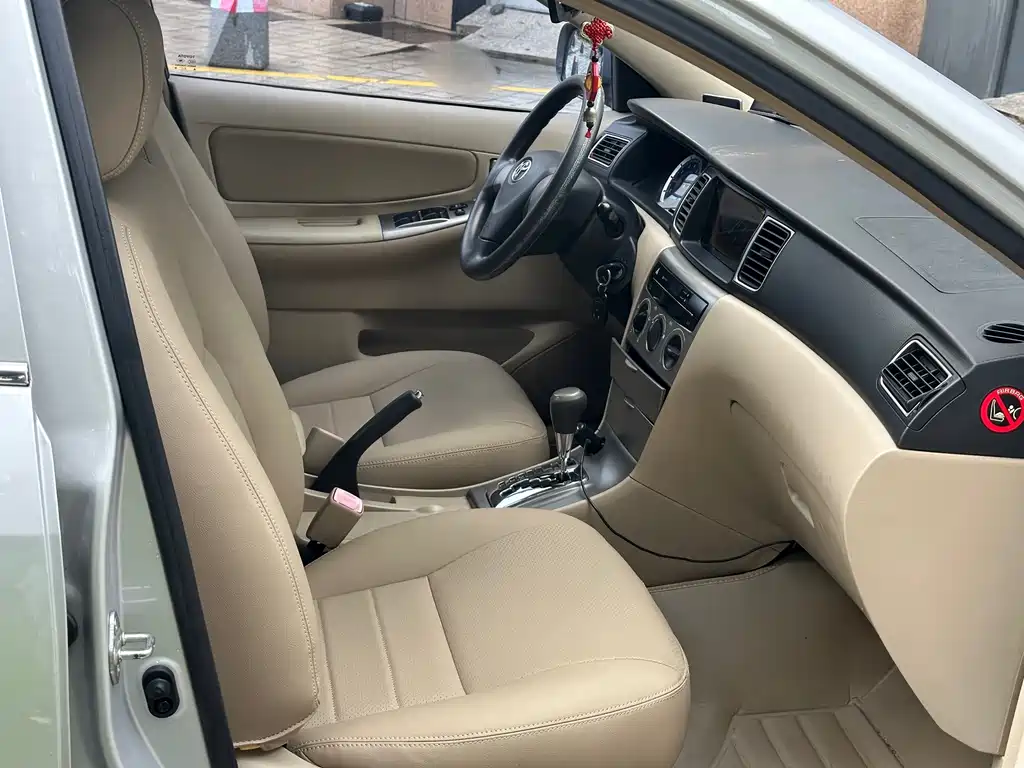 Toyota Corolla — миниатюра 5