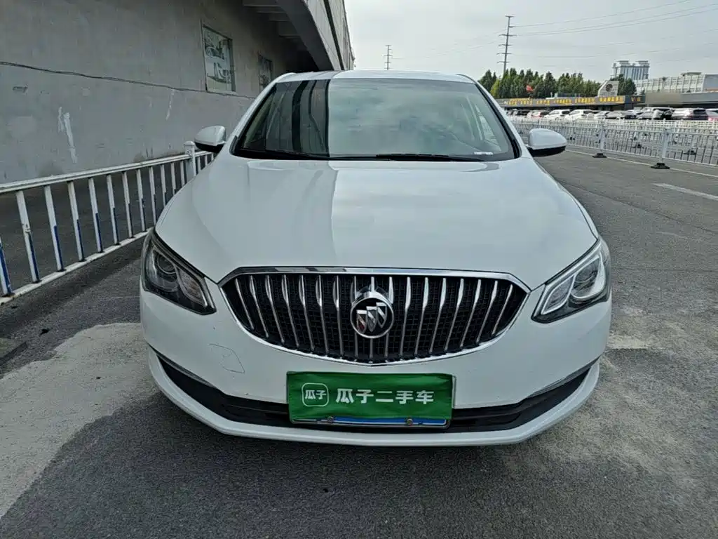 Buick Excelle — миниатюра 3
