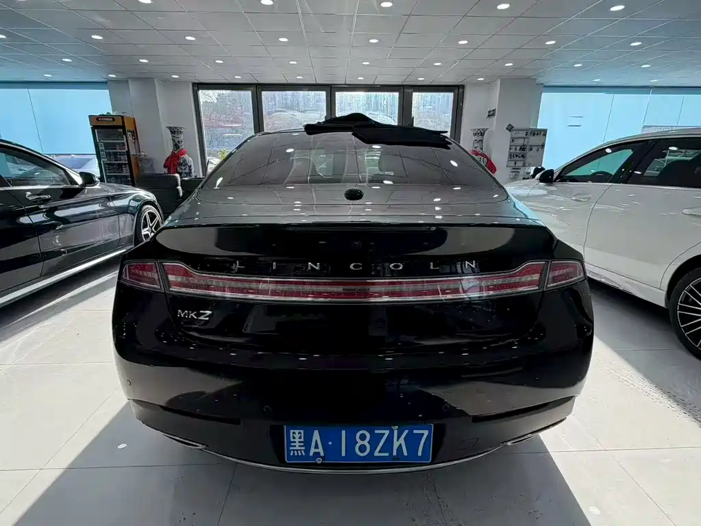 Lincoln MKZ 2017 2.0T