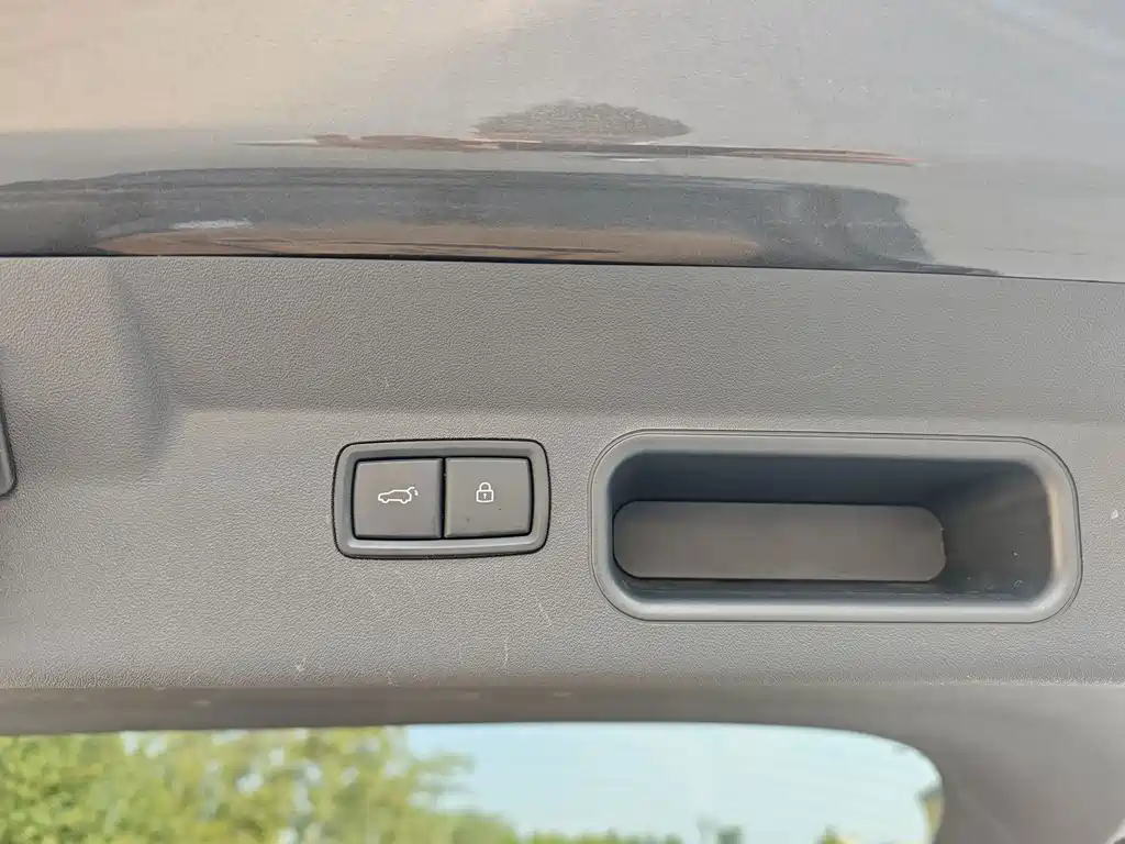 Li Auto Li ONE — миниатюра 14