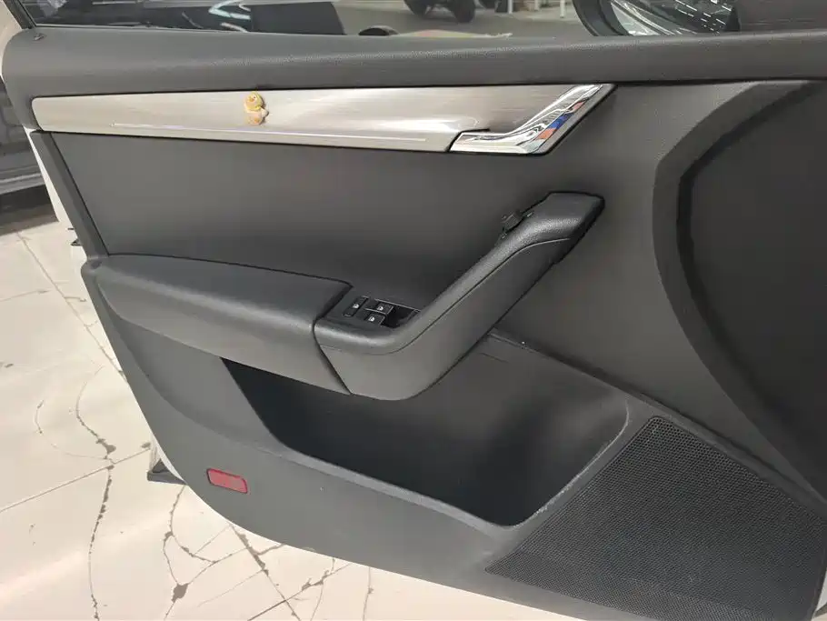 Skoda Octavia 2020 1.5L AT Luxury
