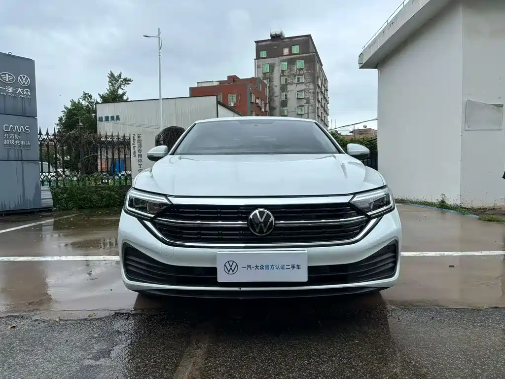 Volkswagen Sagitar — миниатюра 2