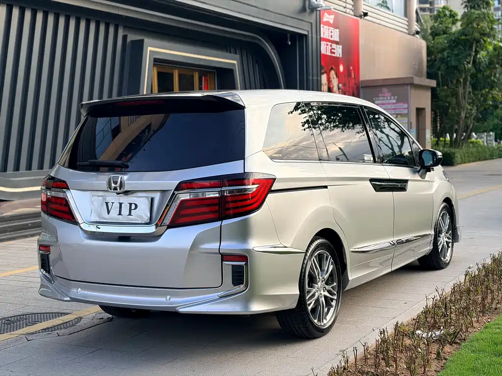 Honda Elysion 2019 2.0L