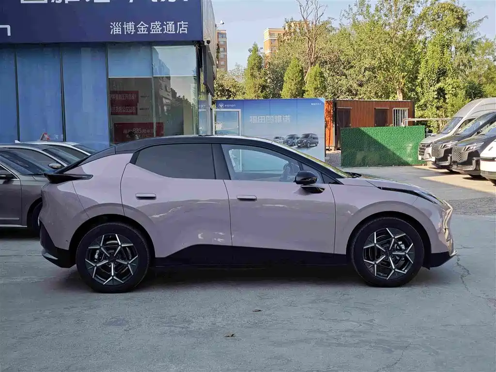 Lynk & Co Z20 — миниатюра 3