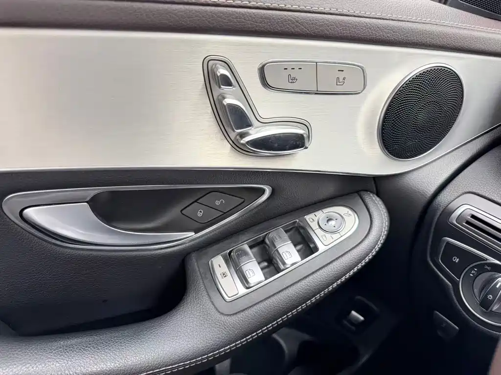 Mercedes-Benz GLC — миниатюра 16