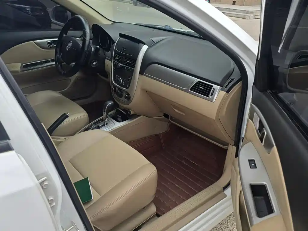 Buick Excelle 2013 1.5L AT