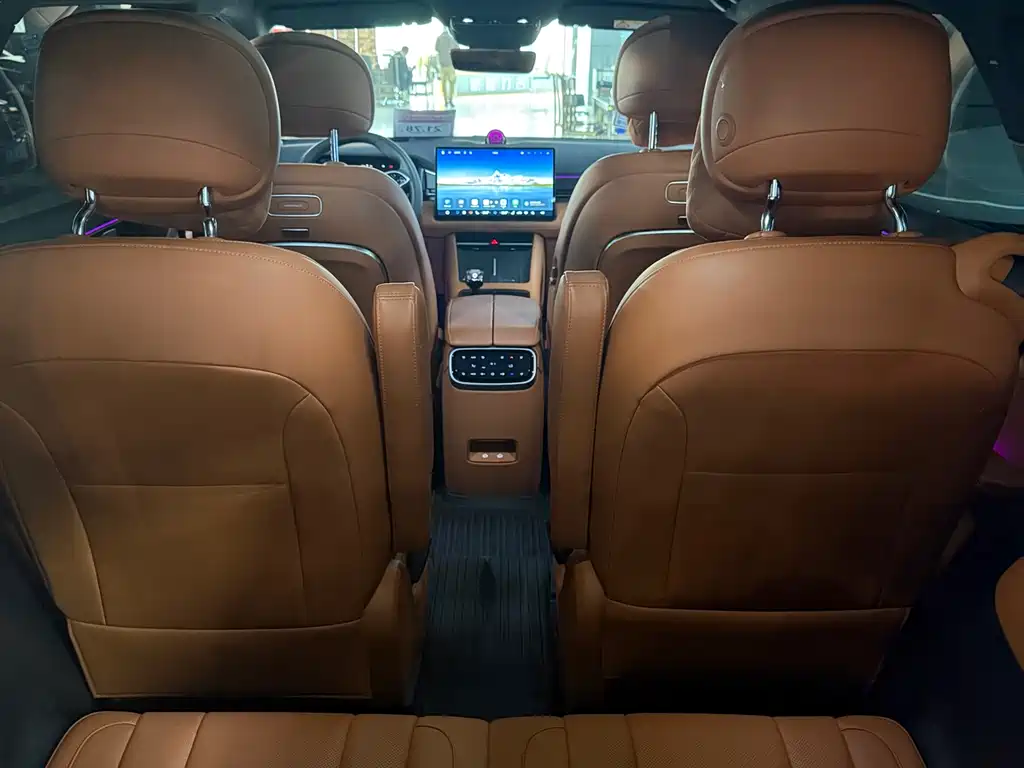 AITO ASK THE WORLD M7