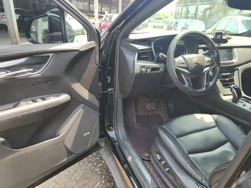 Cadillac XT5 — миниатюра 16
