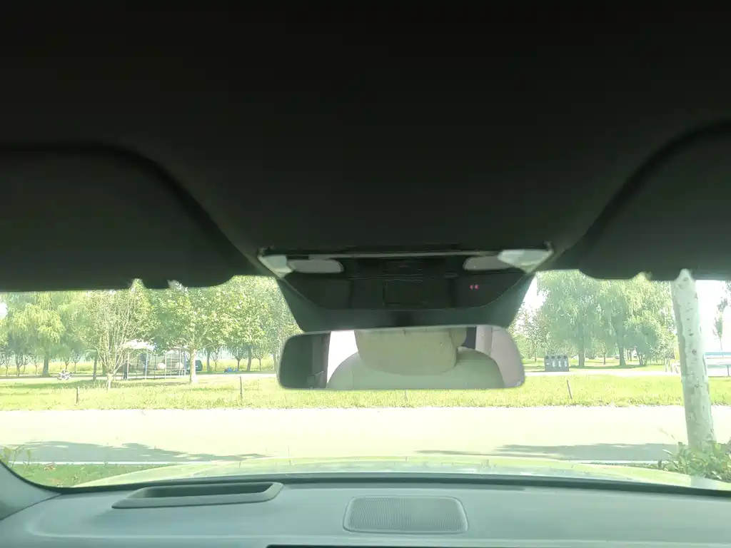 Li Auto Li L6 — миниатюра 17
