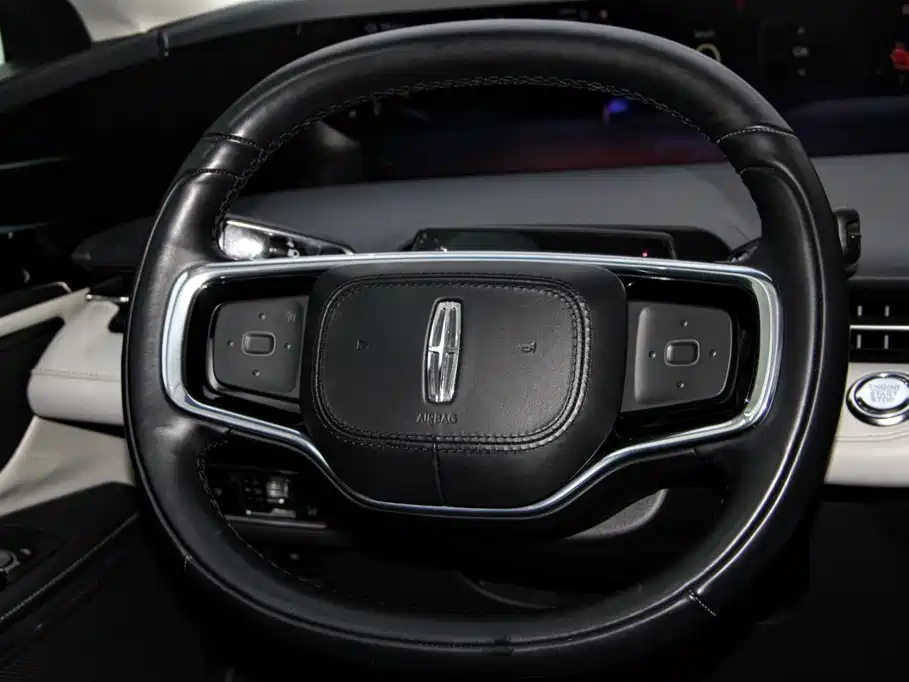 Lincoln Nautilus — миниатюра 14