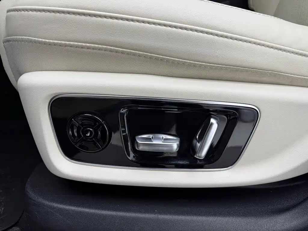 Li Auto Li L9 — миниатюра 18
