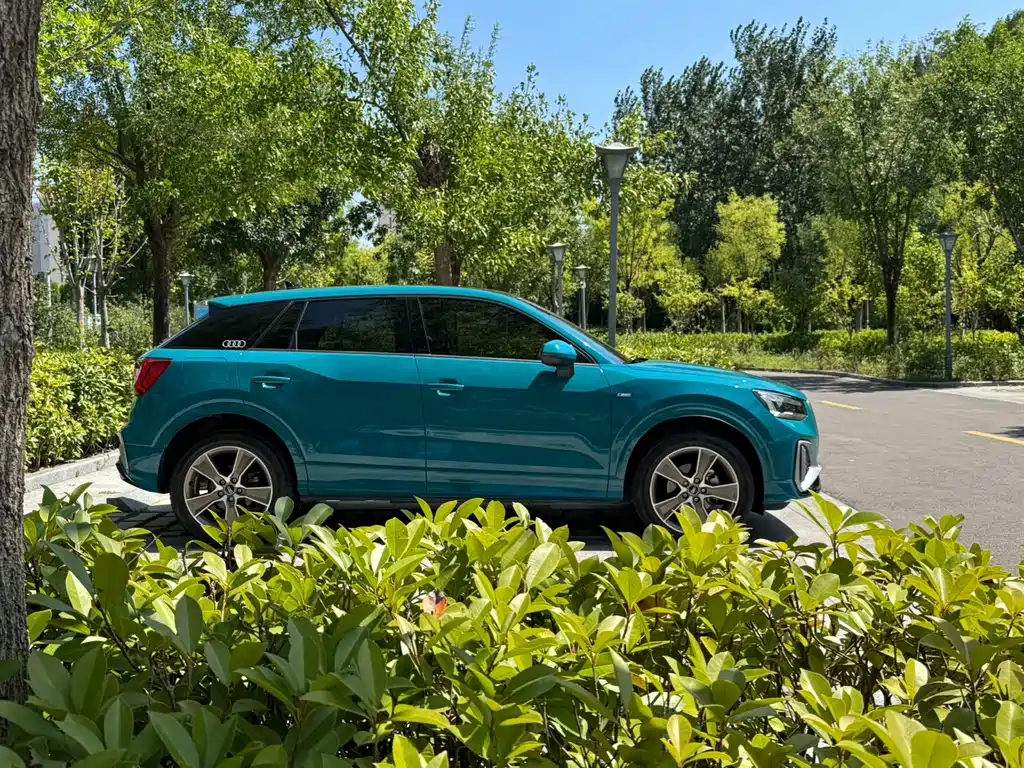 Audi Q2L — миниатюра 4