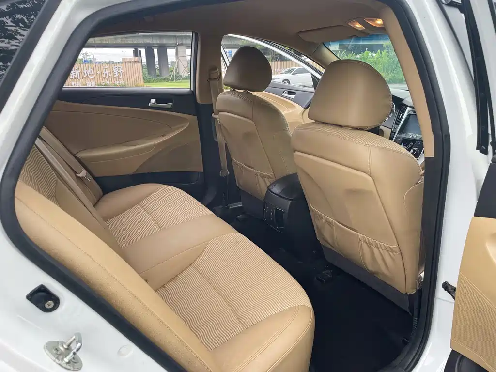 Hyundai Sonata — миниатюра 25