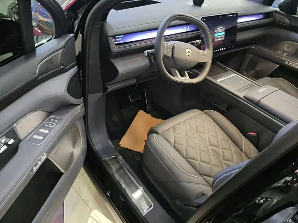 NIO ES8 — миниатюра 16