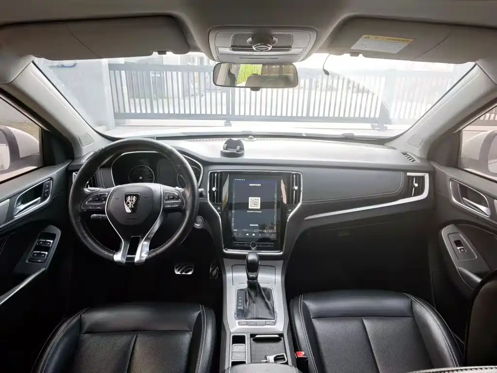 Roewe RX5 2016 20T AT Smart